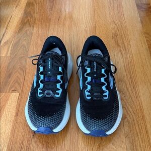 Brooks Black and Blue Running/hiking Shoes